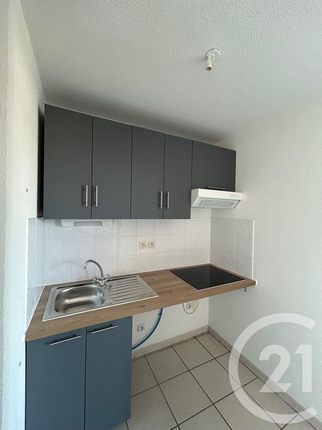 Appartement F2 à louer - 2 pièces - 41.83 m2 - LE PASSAGE - 47 - AQUITAINE - Century 21 Bastien Gonzalez