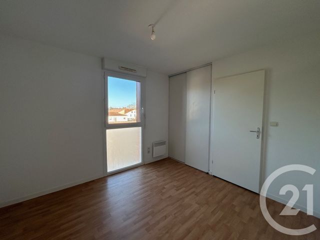Appartement F2 à louer - 2 pièces - 41.83 m2 - LE PASSAGE - 47 - AQUITAINE - Century 21 Bastien Gonzalez