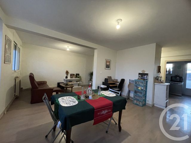 Appartement F3 à louer - 3 pièces - 67.48 m2 - LE PASSAGE - 47 - AQUITAINE - Century 21 Bastien Gonzalez