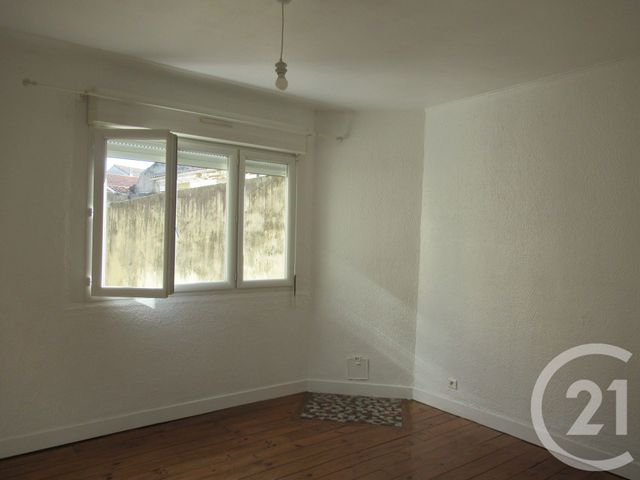 Afficher la photo en grand Appartement F3 à vendre - 3 pièces - 100.0 m2 - AGEN - 47 - AQUITAINE - Century 21 Bastien Gonzalez