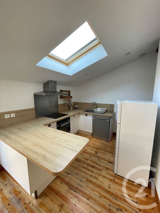 Appartement F2 bis à louer - 2 pièces - 69.9 m2 - 47 - AQUITAINE - Century 21 Bastien Gonzalez