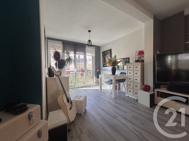 Appartement F3 à vendre - 4 pièces - 79.2 m2 - AGEN - 47 - AQUITAINE - Century 21 Bastien Gonzalez