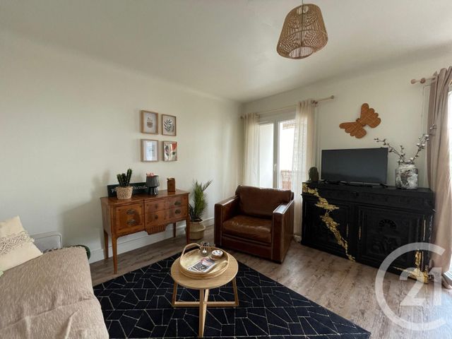 Appartement F3 à louer - 3 pièces - 58.0 m2 - AGEN - 47 - AQUITAINE - Century 21 Bastien Gonzalez