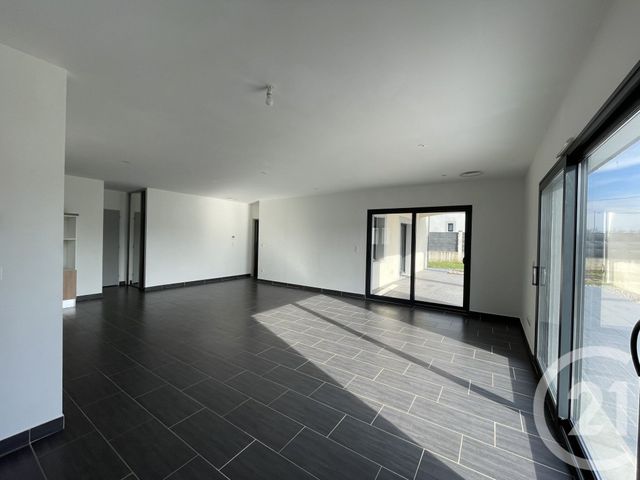 maison à louer - 5 pièces - 126.0 m2 - LA CROIX BLANCHE - 47 - AQUITAINE - Century 21 Bastien Gonzalez