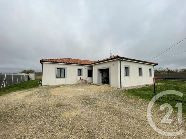 maison à louer - 5 pièces - 127.0 m2 - LA CROIX BLANCHE - 47 - AQUITAINE - Century 21 Bastien Gonzalez