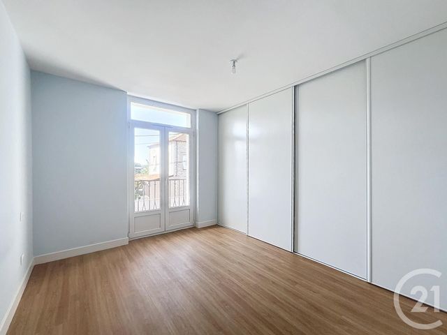 Appartement T3 à louer - 3 pièces - 66.29 m2 - AGEN - 47 - AQUITAINE - Century 21 Bastien Gonzalez