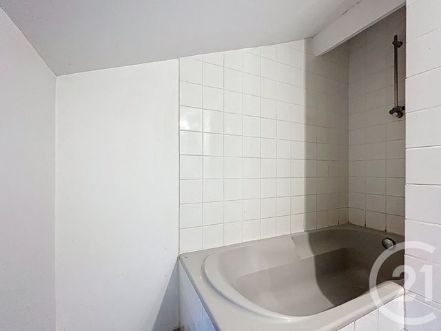 Appartement F3 à louer - 3 pièces - 71.49 m2 - COLAYRAC ST CIRQ - 47 - AQUITAINE - Century 21 Bastien Gonzalez